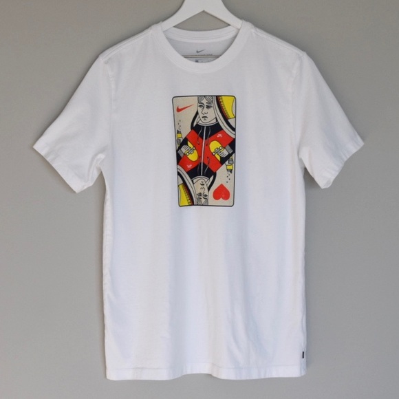 nike queen of hearts t shirt